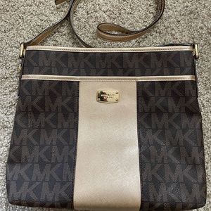 Michael Kors Crossbody Purse